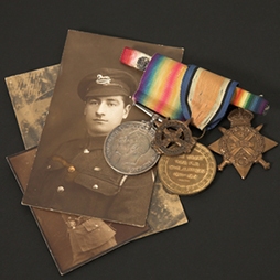 Framing War Medals