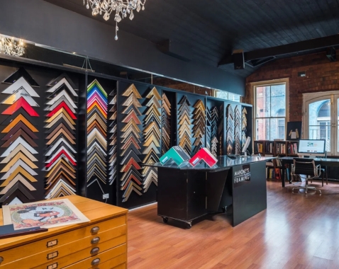 custom picture framing